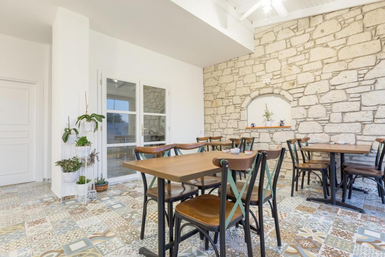 Melekaki Alacati Çeşme Luaran gambar