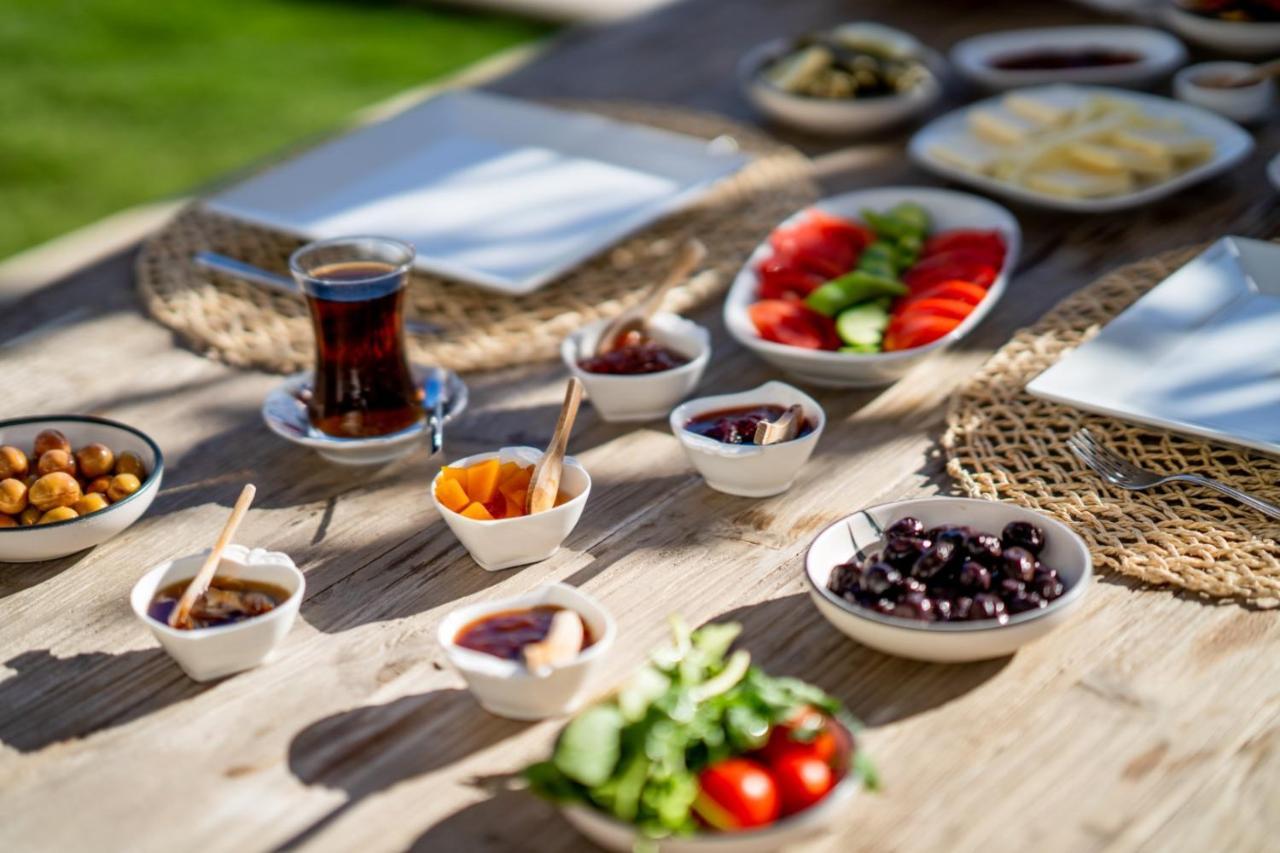 Melekaki Alacati Çeşme Luaran gambar