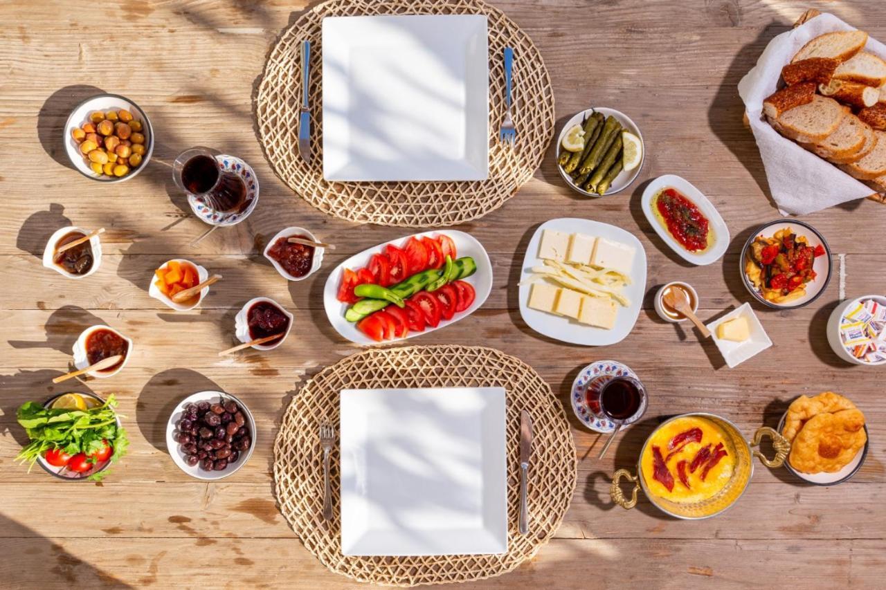 Melekaki Alacati Çeşme Luaran gambar