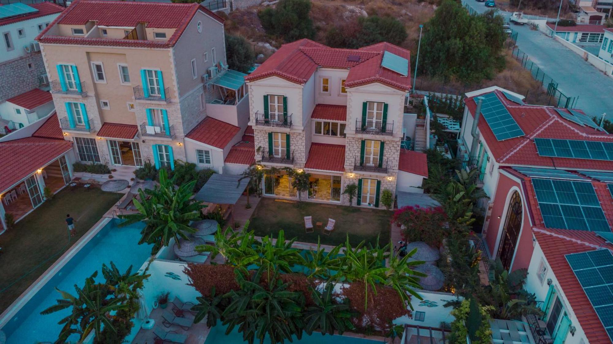 Melekaki Alacati Çeşme Luaran gambar